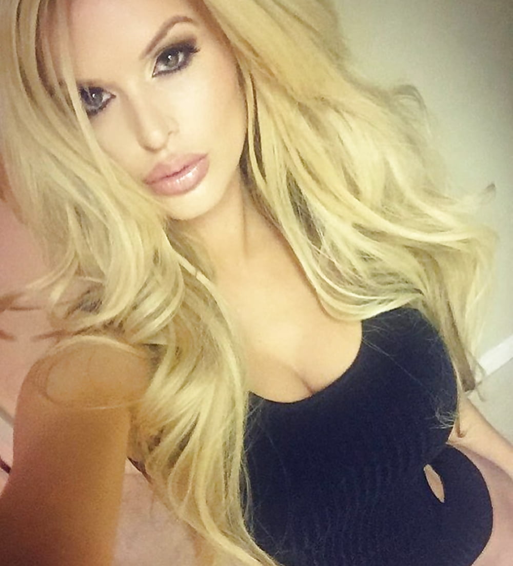 Sex total hotties 4 image