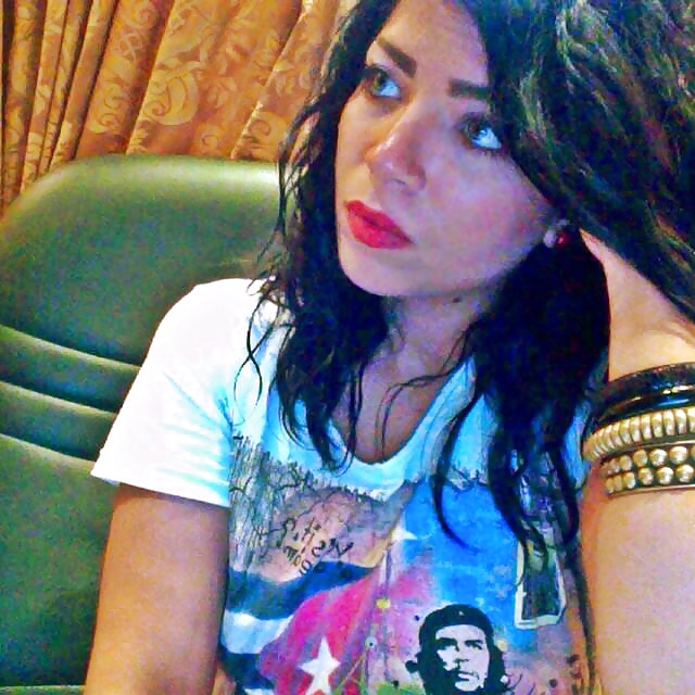 Sex Arab beauty 43 - Cum on her image