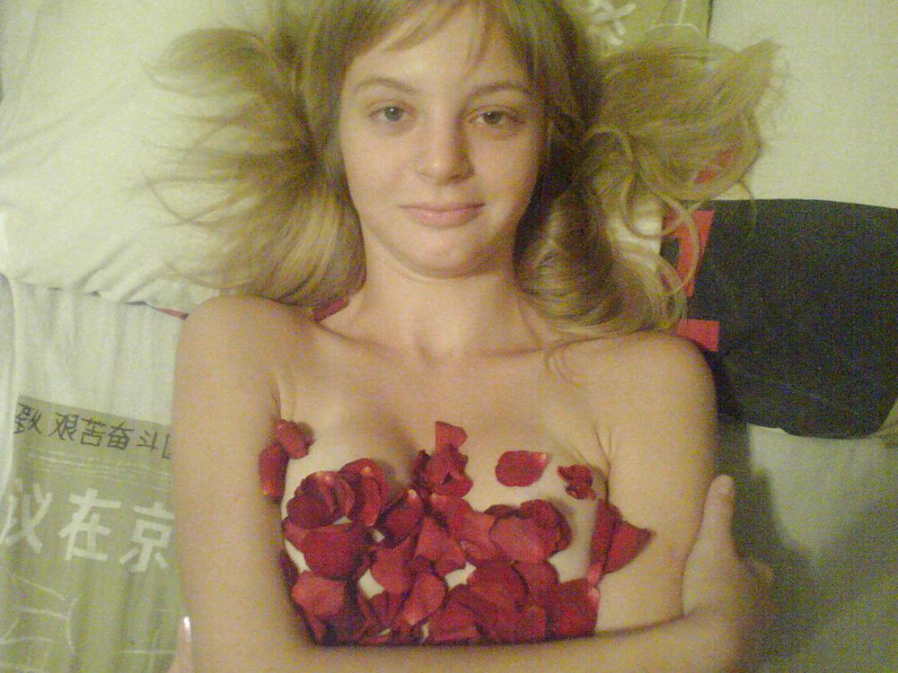 Sex Blonde Flower Teen image