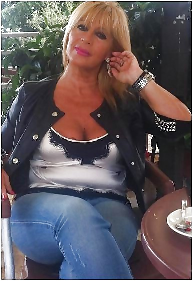 Sex Sexy MATURES and MILFs 37 image