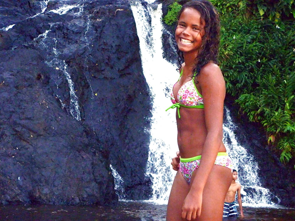 Sex jovencita nenas putas bikini big boobs teens image