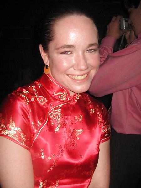 Sex Single Western girl in Satin Cheongsam image