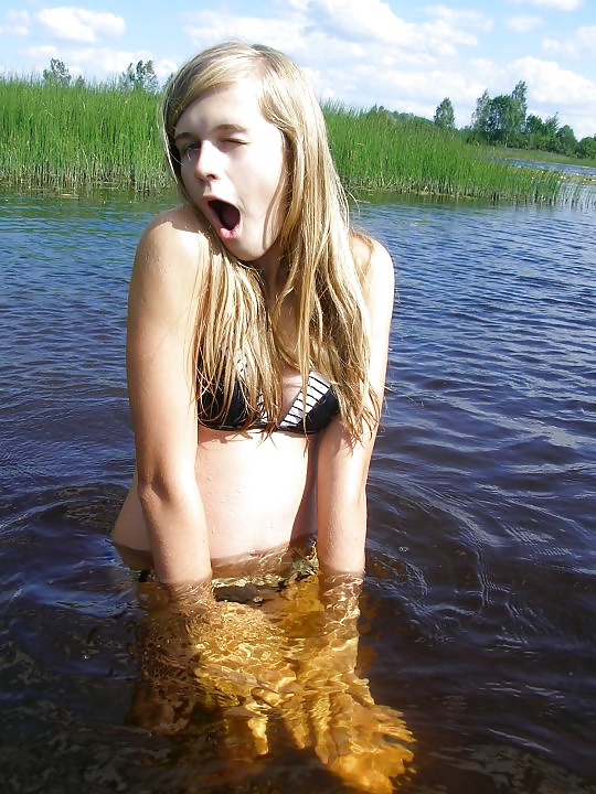 Sex Estonian teens-05 wet t-shirt barhroom bra panties image