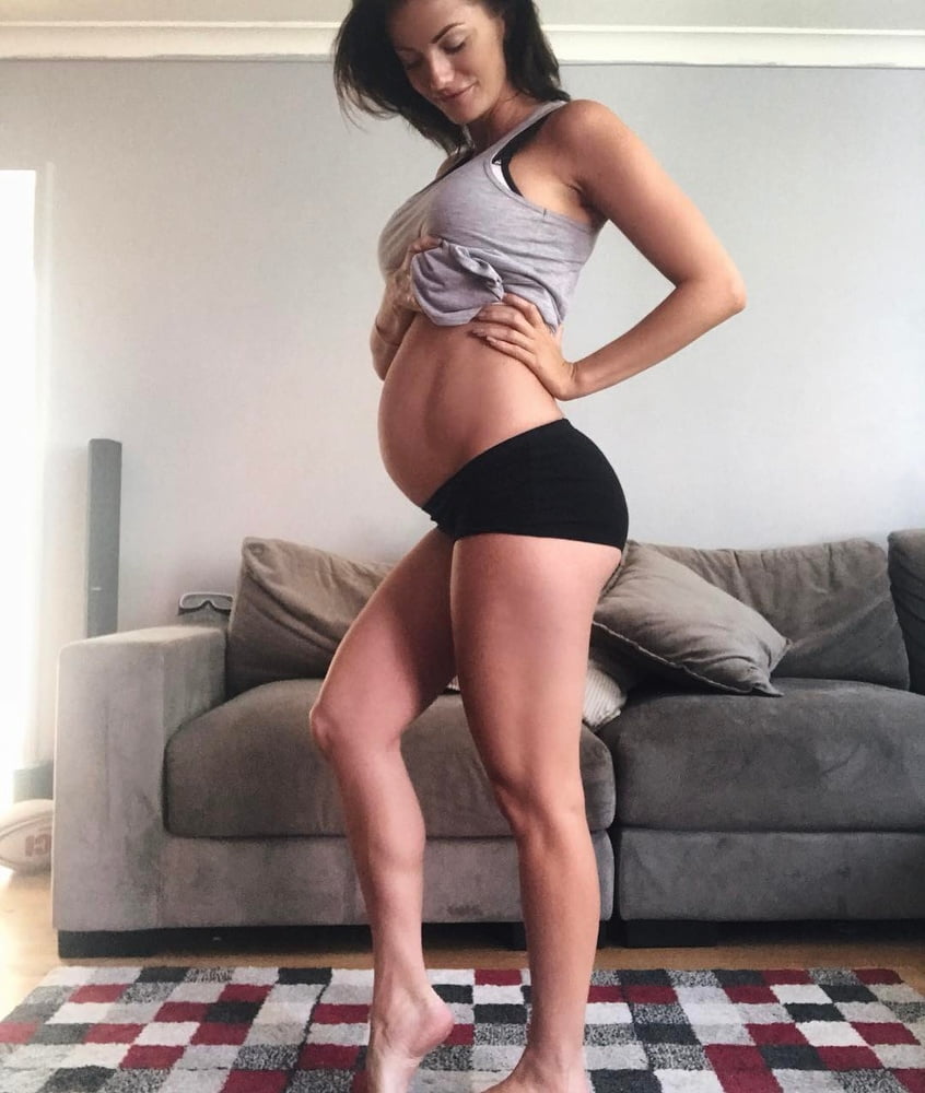 Pregnant amateur teen