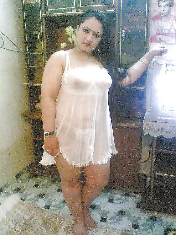 Sex Arab Housewife 15 image