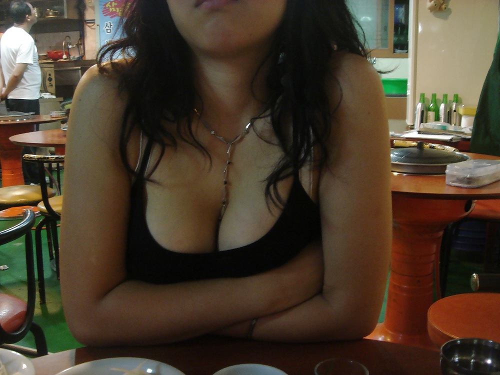 Sex Korean girl flashing image