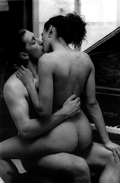 Sex Erotic Sensual Kisses in Black&White - Session 3 image
