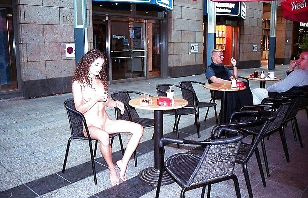 Sex REALLY HOT GIRLS IN PUBLIC 37 image