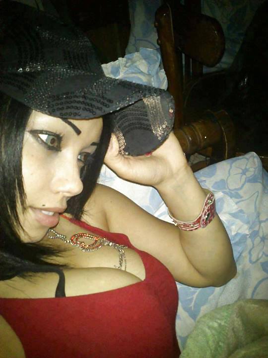 Sex Marwa..a tunisian bitch..she need a cock part 2 image
