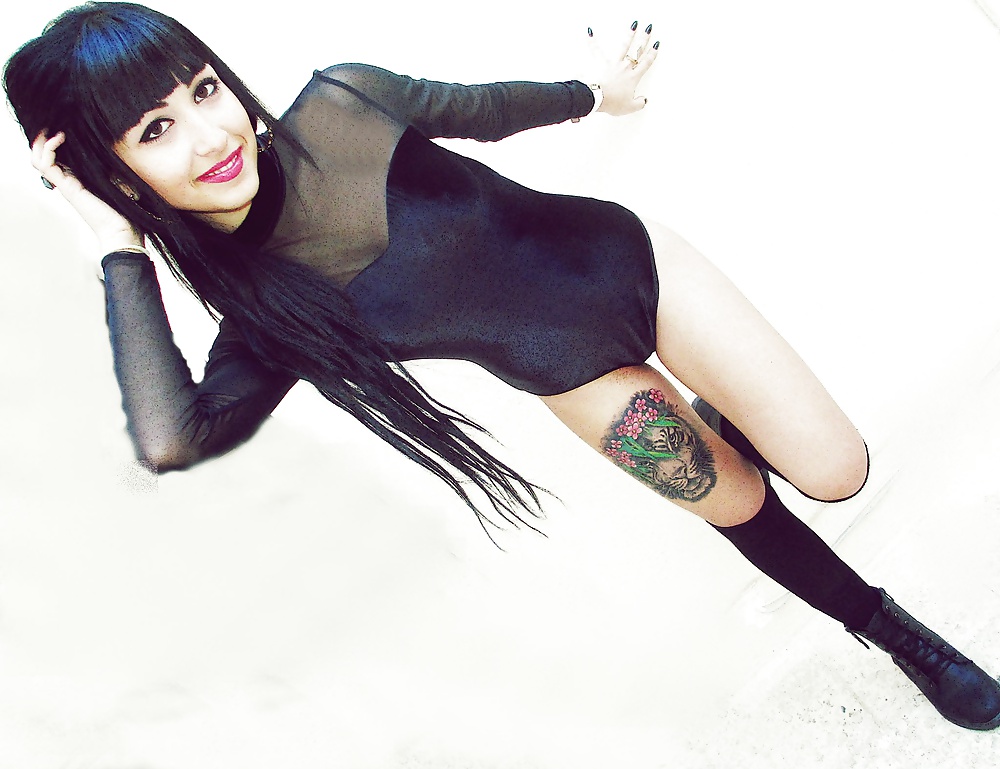 Sex Maltese Sisters Abigail & Alisha image