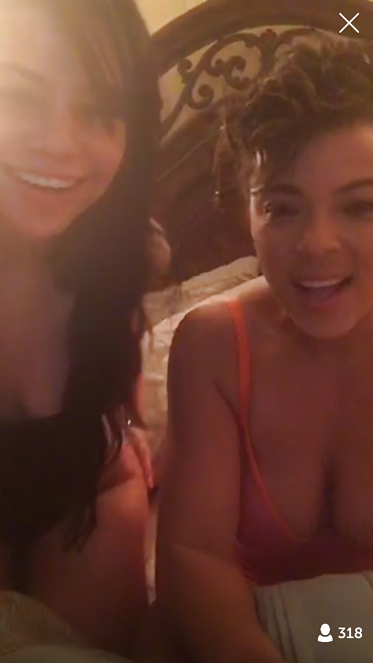 Sex Periscope Girls - January 11 image