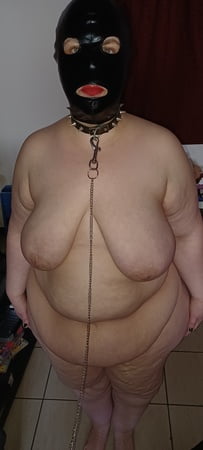 karcelyne submissive action         