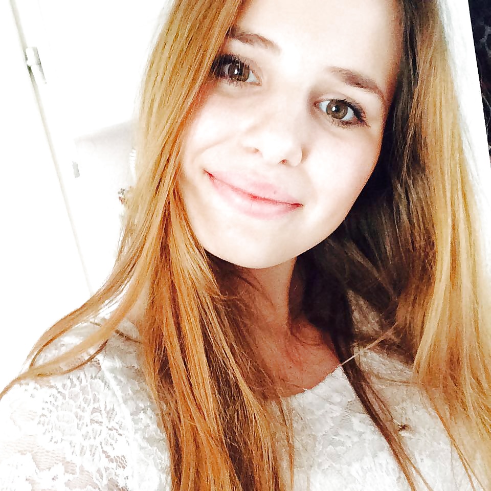 Sex Hot Hugarian Teens 3. image