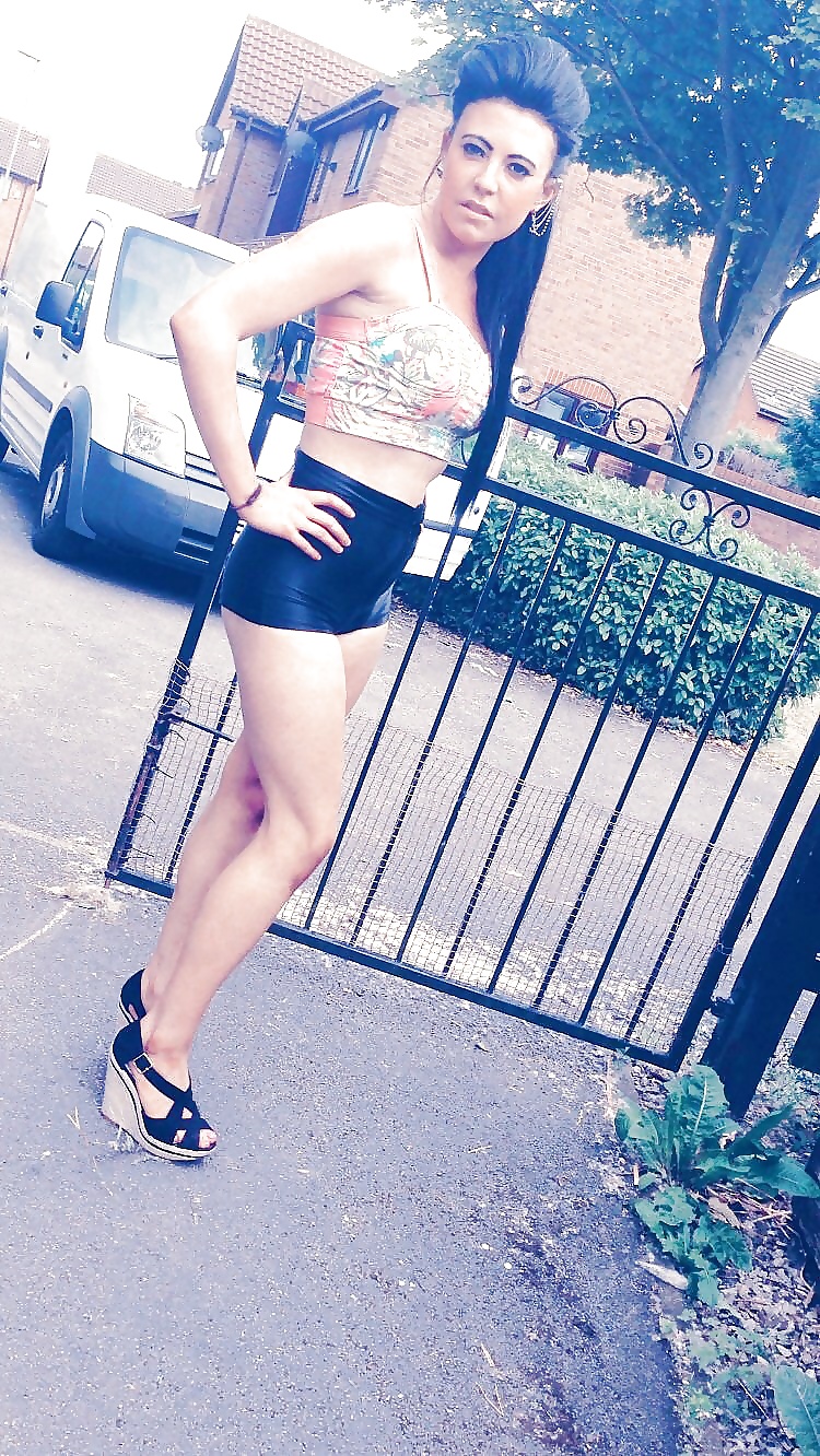 Sex Amateur Chav Sluts Teens Bimbos Blondes Brunettes Milfs image
