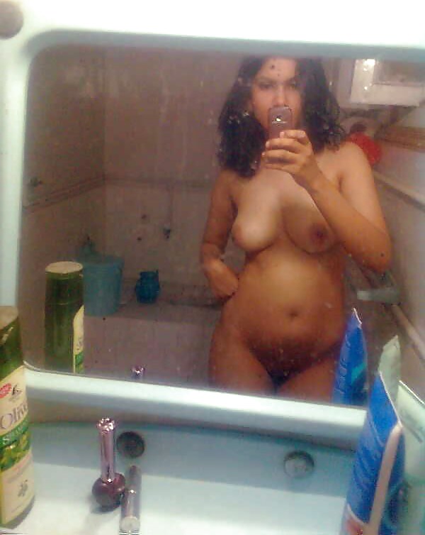 Sex Indian slut MMS pics image