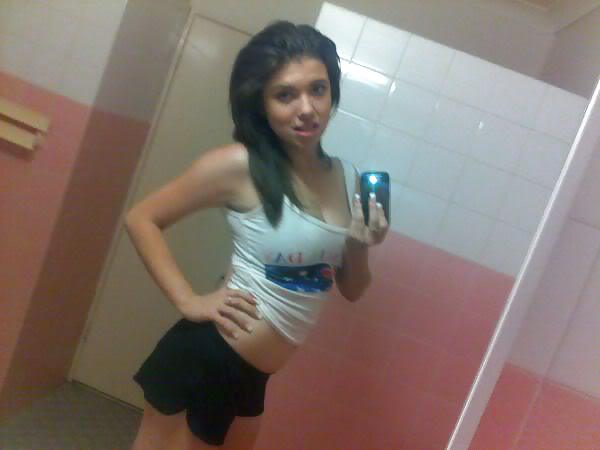 Sex Aussie Social Network Sluts image