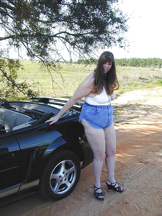 Sex Robyn part 2. tall lanky BBW MILF image