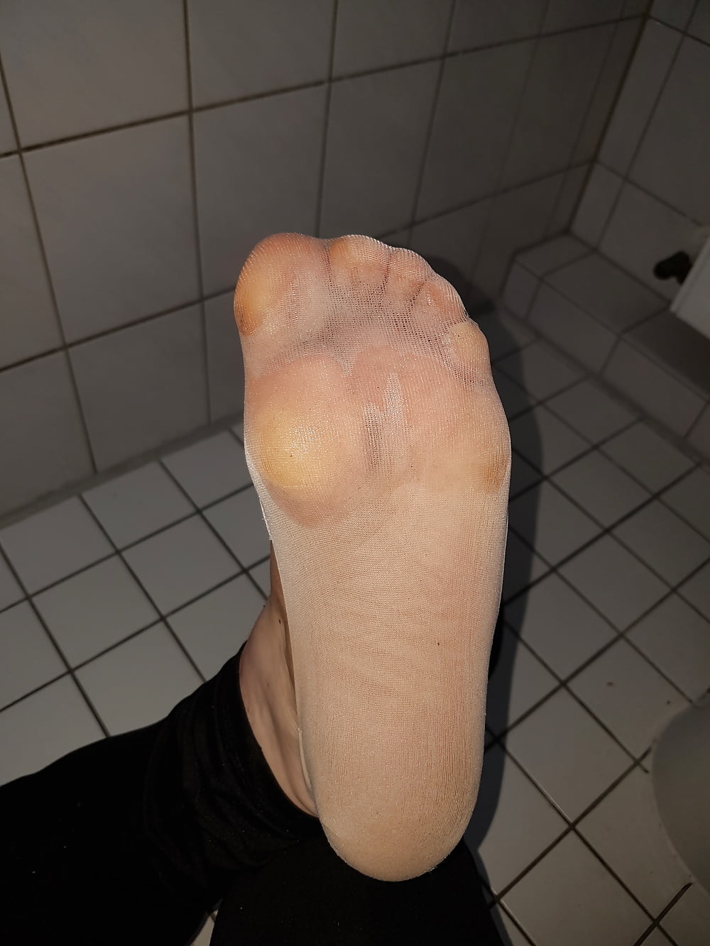 Cum Nylon Foot - See and Save As nylon feet cum porn pict - 4crot.com