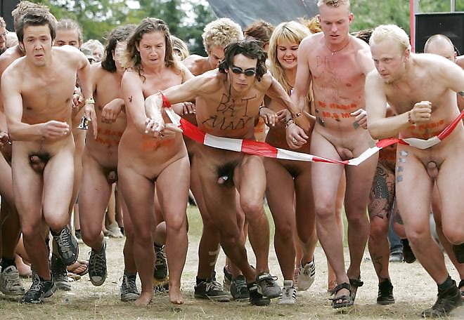 Naked Protesters In Upstate Ny Wear Spit Hoods In Solidarity With Daniel Prude