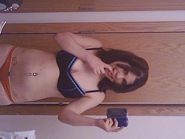 Sex 18 ex gf showing her sexy body image