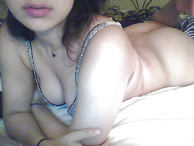 Sex Dirty slut spreading selfies image