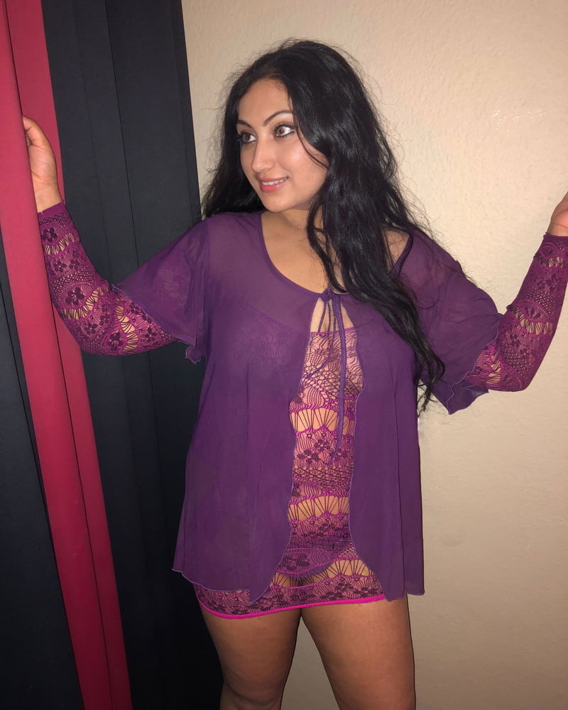 34yo Indian Slut Wife Nisha Wants to be a Webslut - 45 Photos 