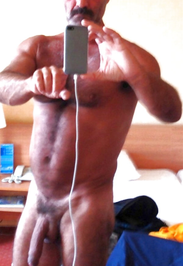 Some Sexy Daddies From Net That Makes Me Very Horny 26 Pics