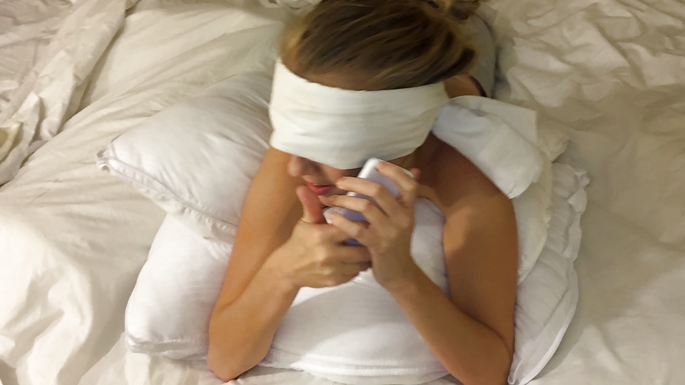 Sex Cuckold Wifes BlindFold Blowjob image