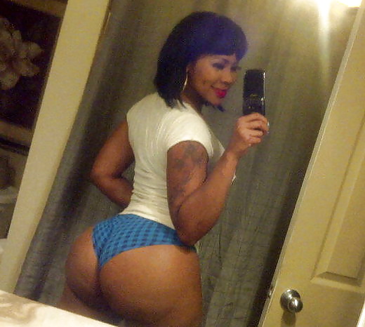Sex SELFIE 0 -bymn image