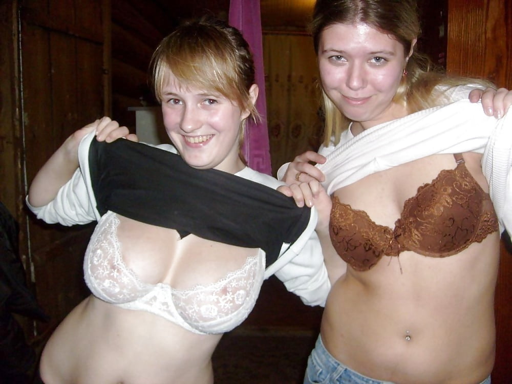 Sex Ruth zeigt ihre Brueste image