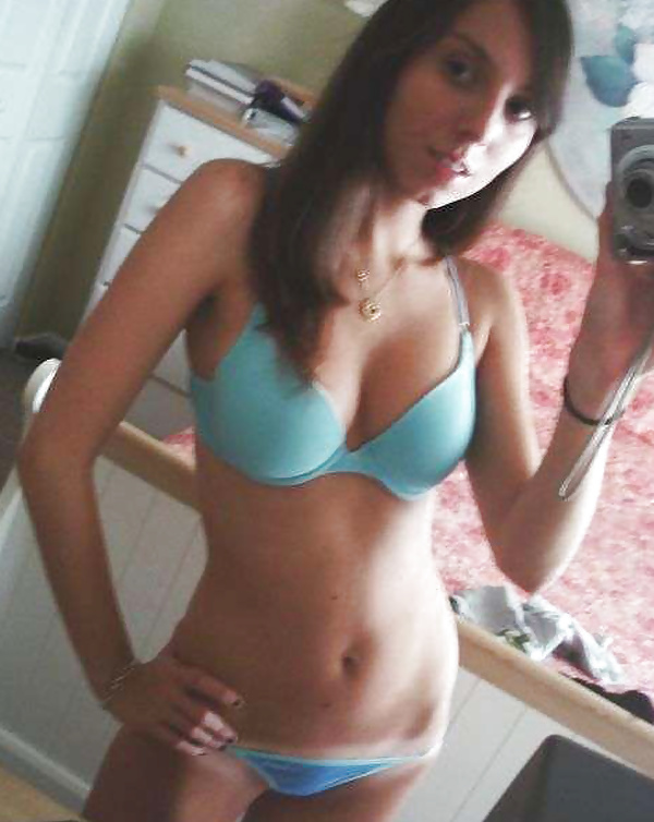 Sex Random girlfriends: selfies image