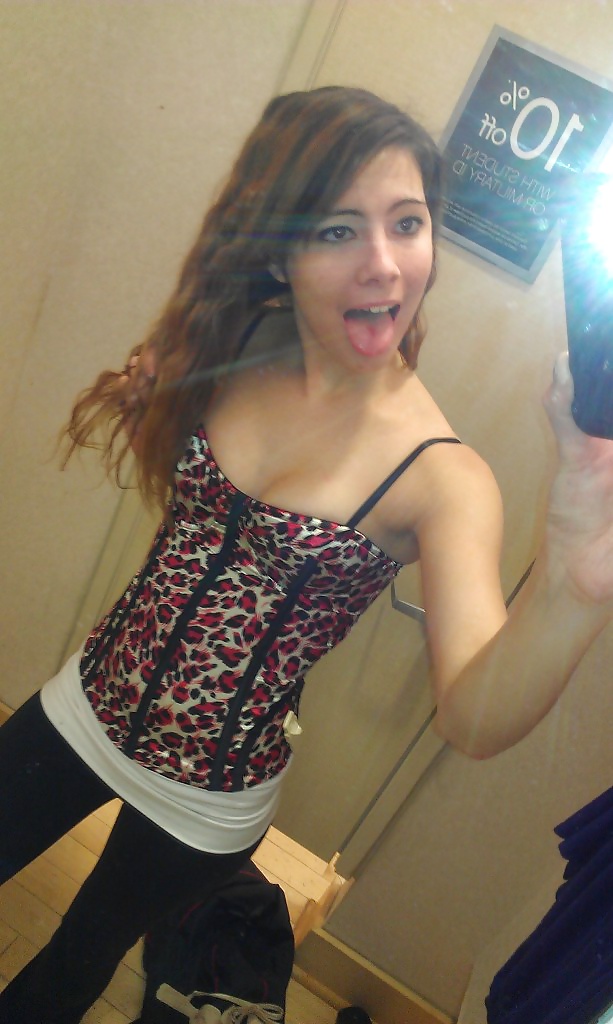 Sex Pretty Jasmine Selfshots image