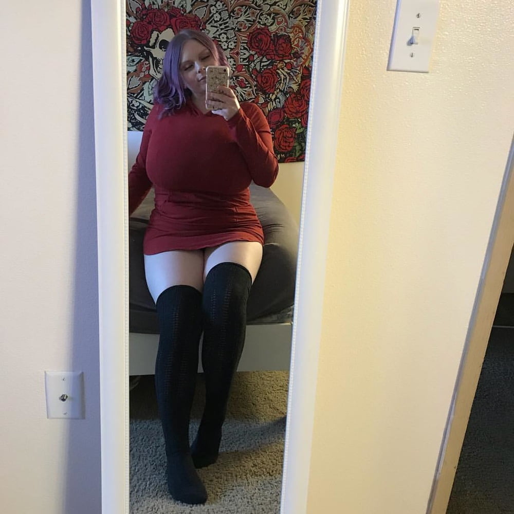 Cassie Fat Slut - 20 Photos 
