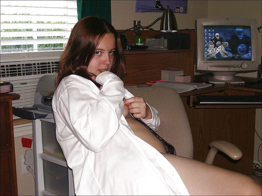 Sex dirty brunette schoolie slut image