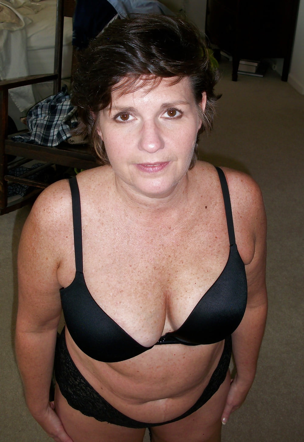 Sex Sexy Mature Wife Linda image