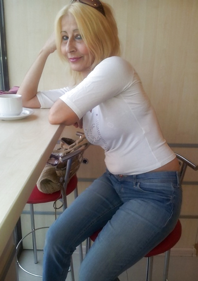 Sex Turkish orospu mature feride 50 years old fahise hot image