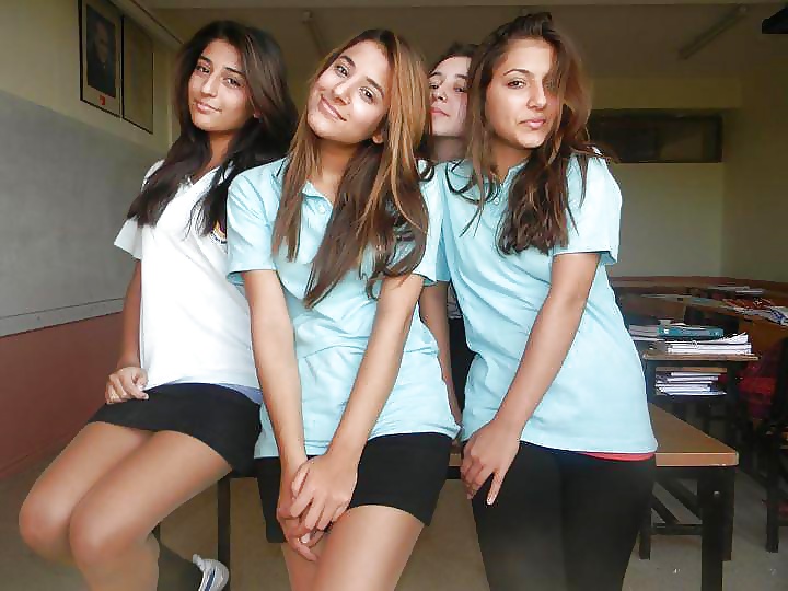 Sex Liseli Kizlar image