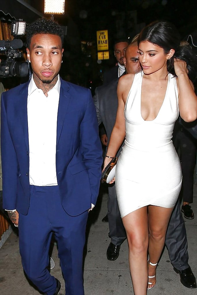 Sex Kylie Jenner in a sexy dress image