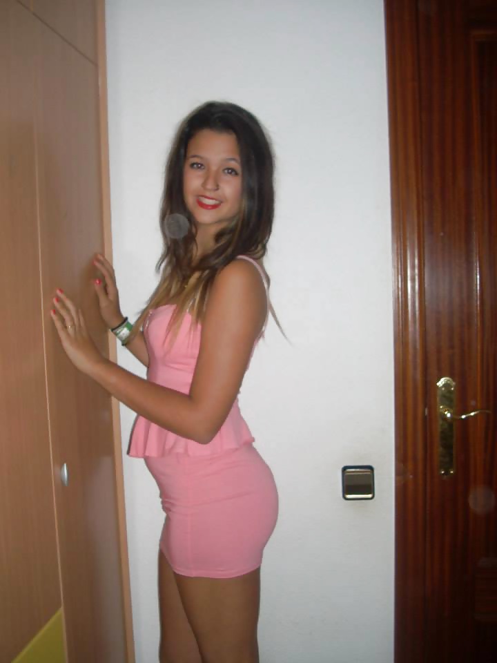 Sex babes!! men will degrade you with comments. image