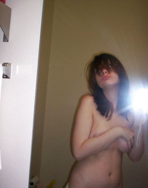 Sex Lusty & Bust Teen Selfies 39 image