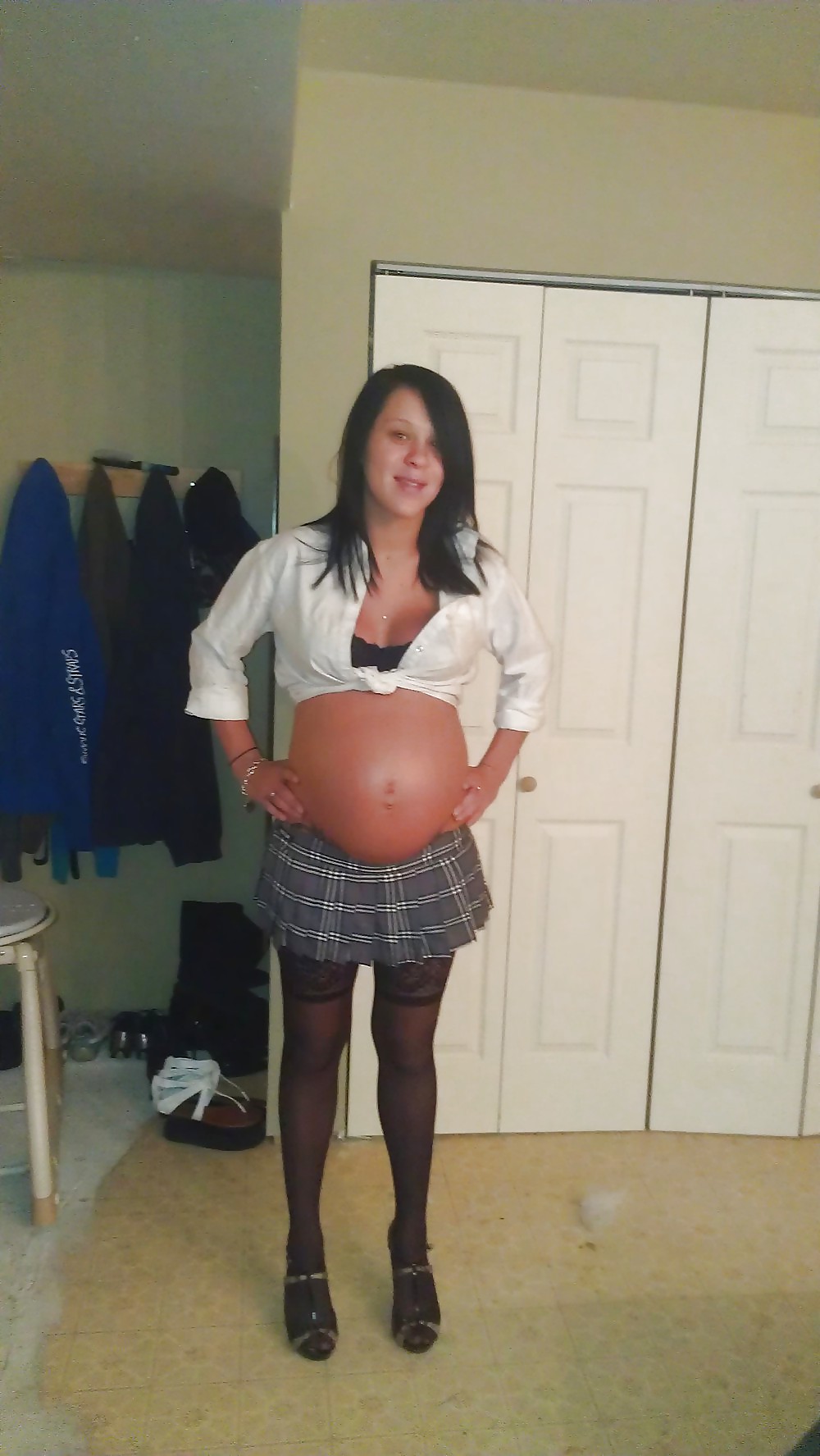 Sex Hot & pregnant staring the beautiful sexyschoolgirl90 image