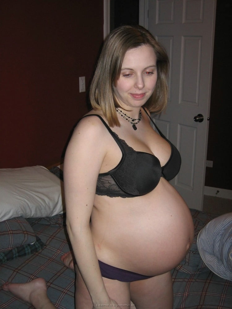 Pregnant Girl 2 - 41 Photos 