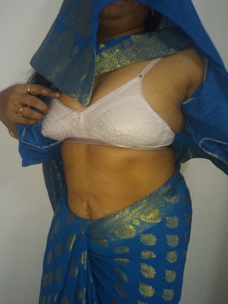 Raji mature Tamil wife- 139 Photos 