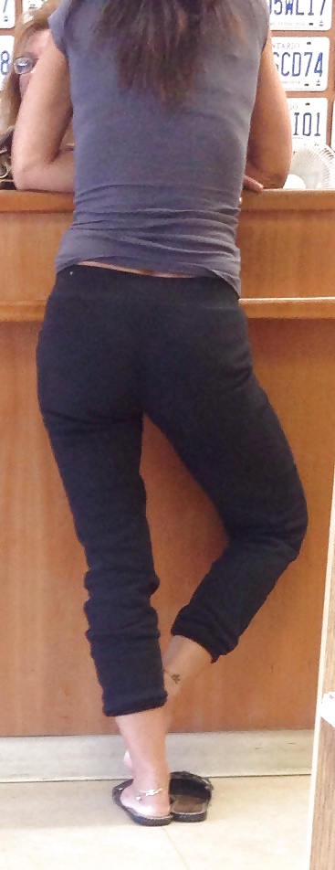 Sex Public booty image