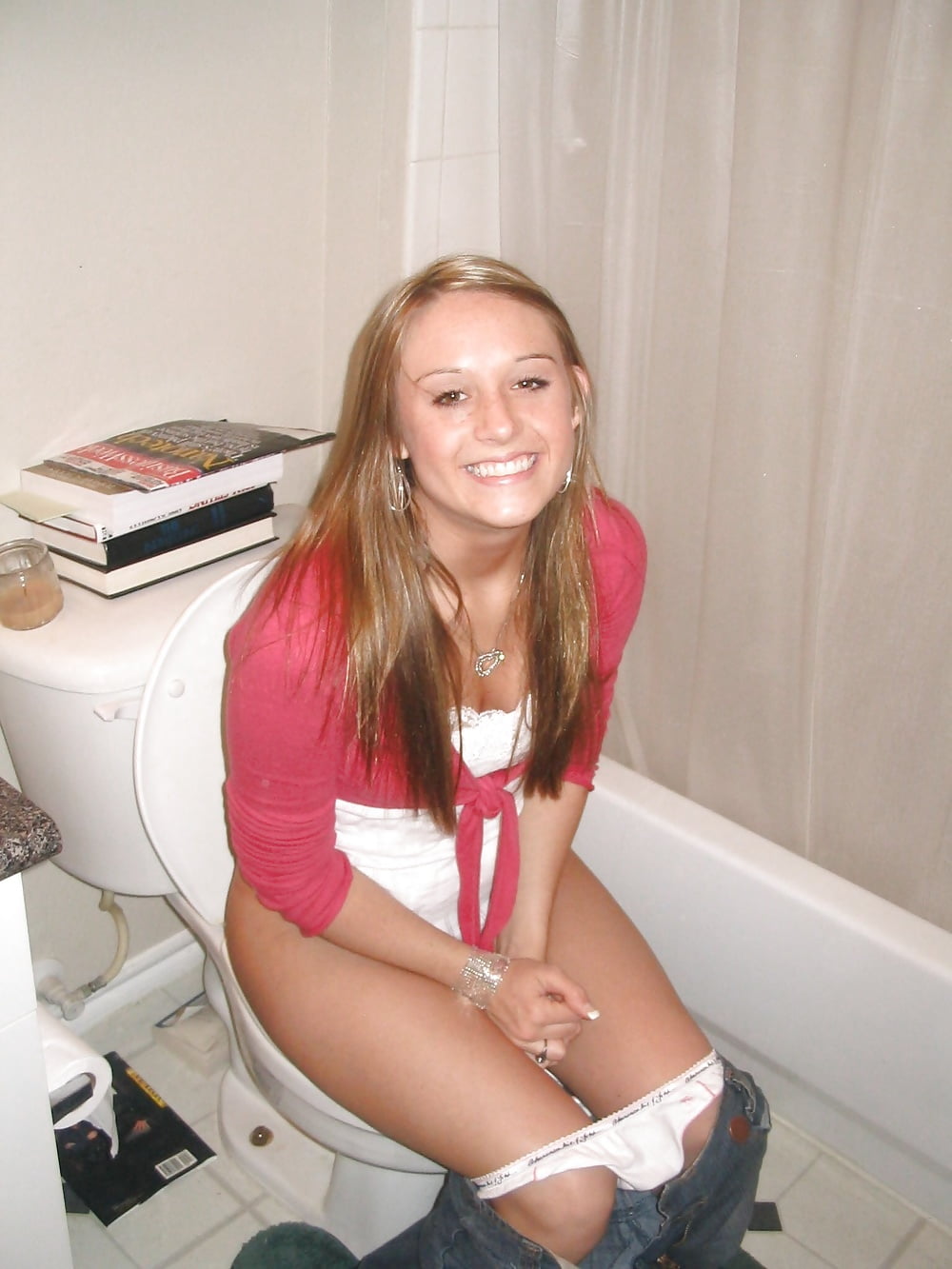 Toilet in teen photo — pic 8