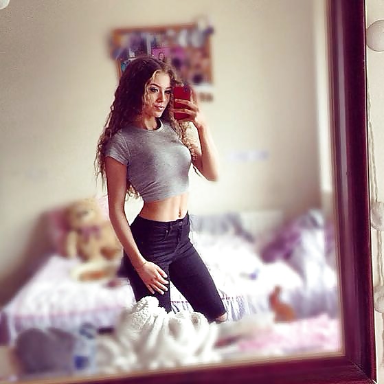 Sex UK Facebook Teens - Bella & Bethany image