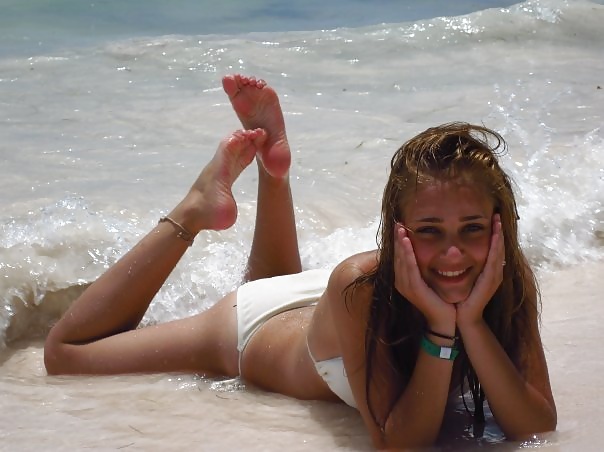 Sex Lovely bikini girls.... image