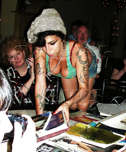 Sex Amy Winehouse image