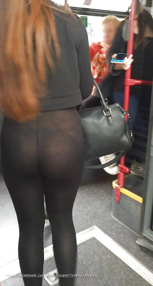 Sex Candid young slut : transparent legging II image