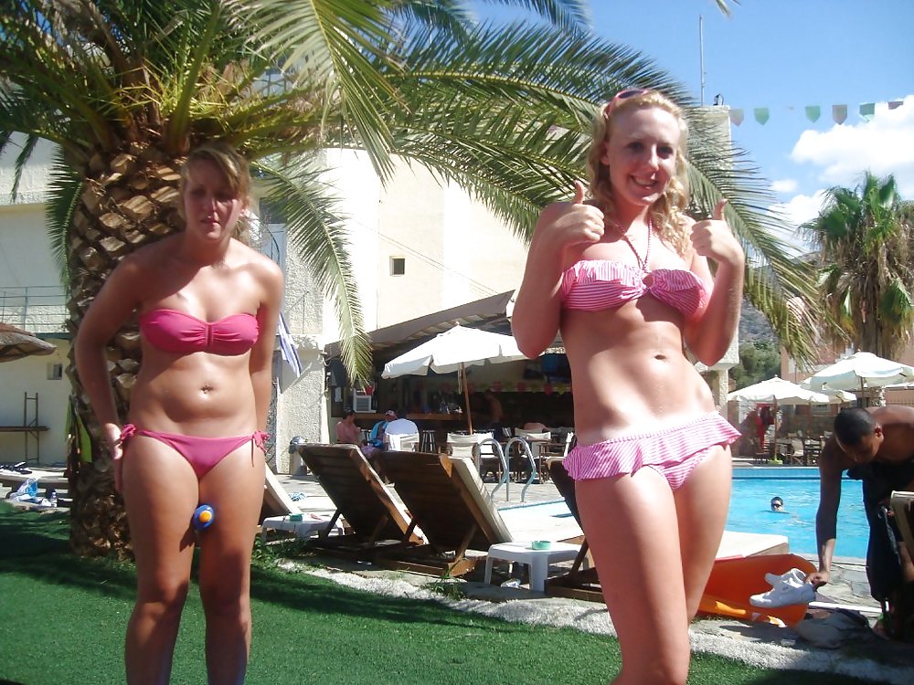 Sex bikini amateurs image